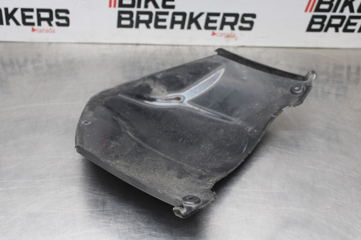 09 KAWASAKI CONCOURS 14 ZG1400B LOWER FRONT UPPER INNER HEADLIGHT FAIRING BB875
