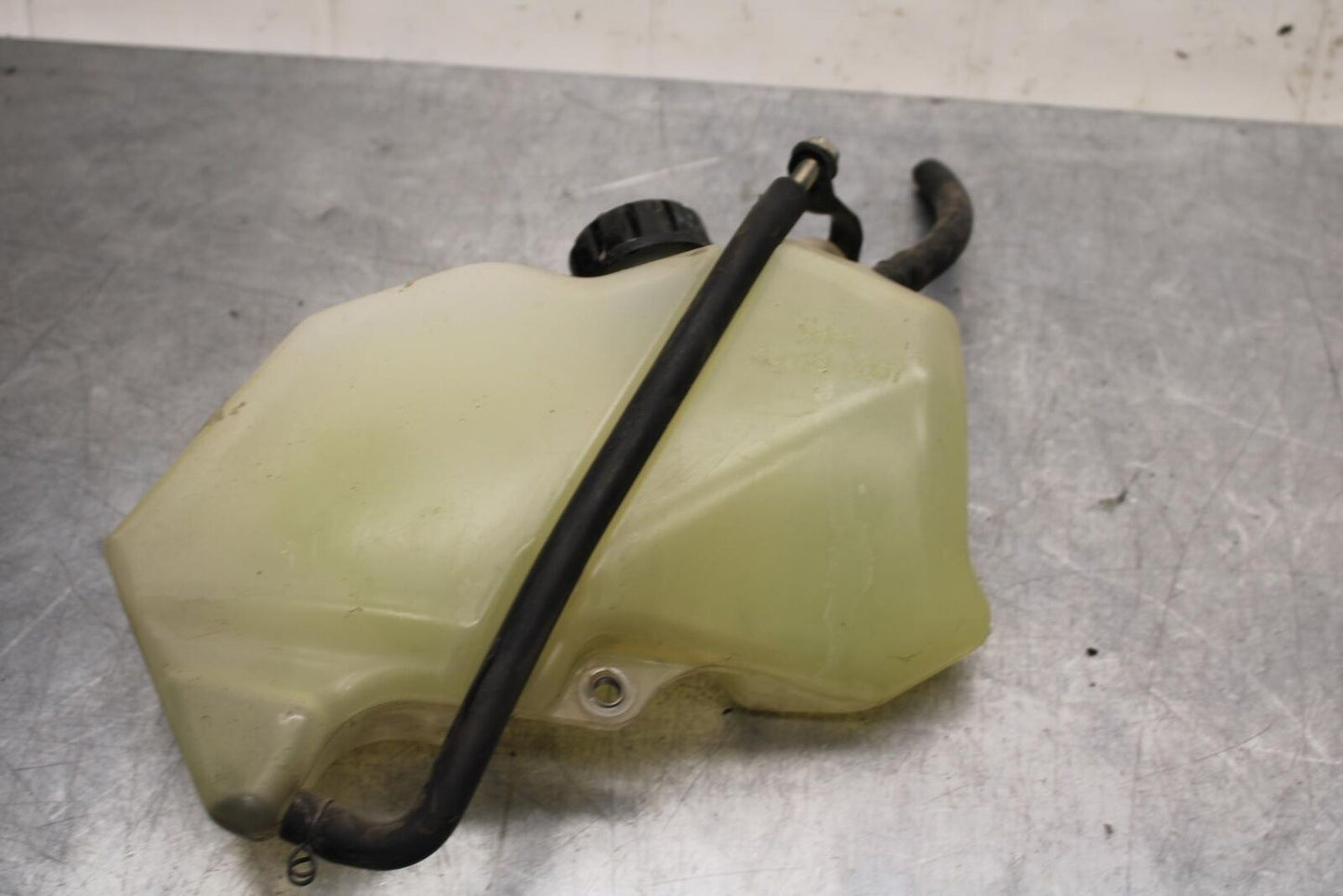 2011 Kawasaki Ninja ZX6R ZX600R COOLANT WATER TANK RESERVOIR BOTTLE  BB587