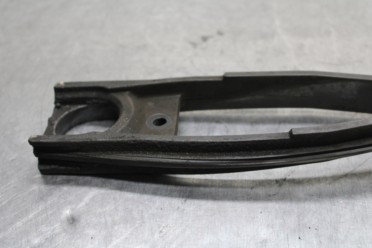 08-10 SUZUKI GSXR 600 SWINGARM CHAIN BUFFER SLIDER GUIDE BB130