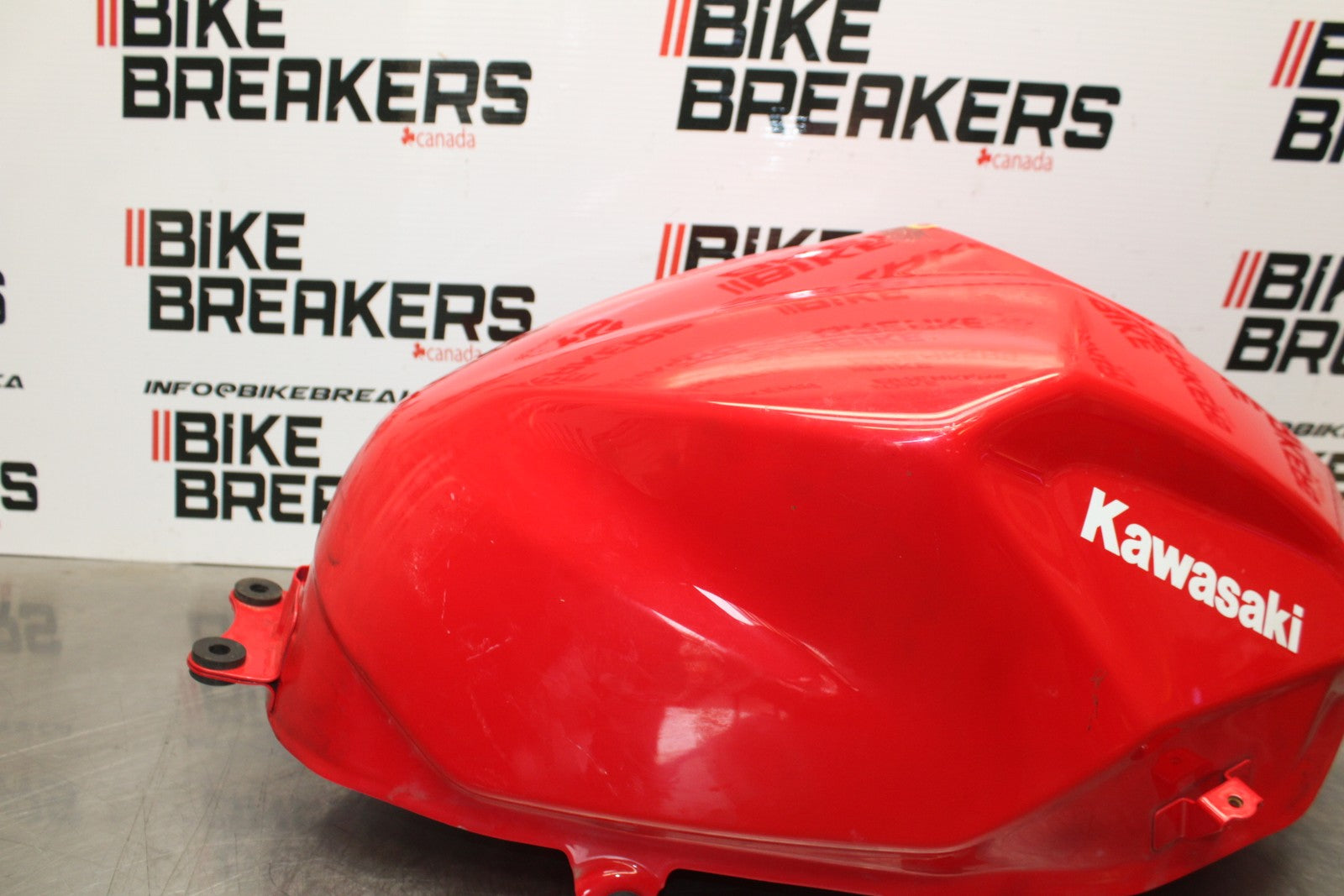 18-23 KAWASAKI NINJA 400 EX400 ABS GAS TANK FUEL CELL PETROL RESERVOIR BB177