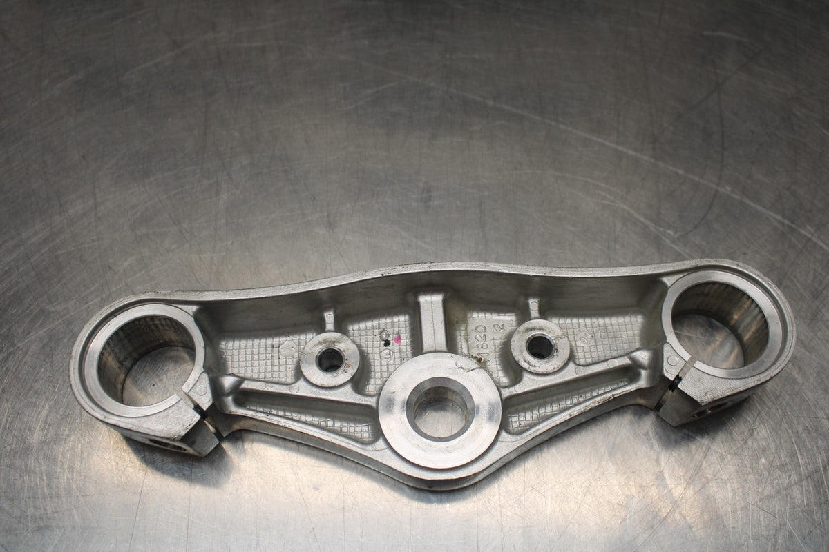 06 KAWASAKI VULCAN 900 FORKS UPPER TRIPLE TREE CLAMP BB799