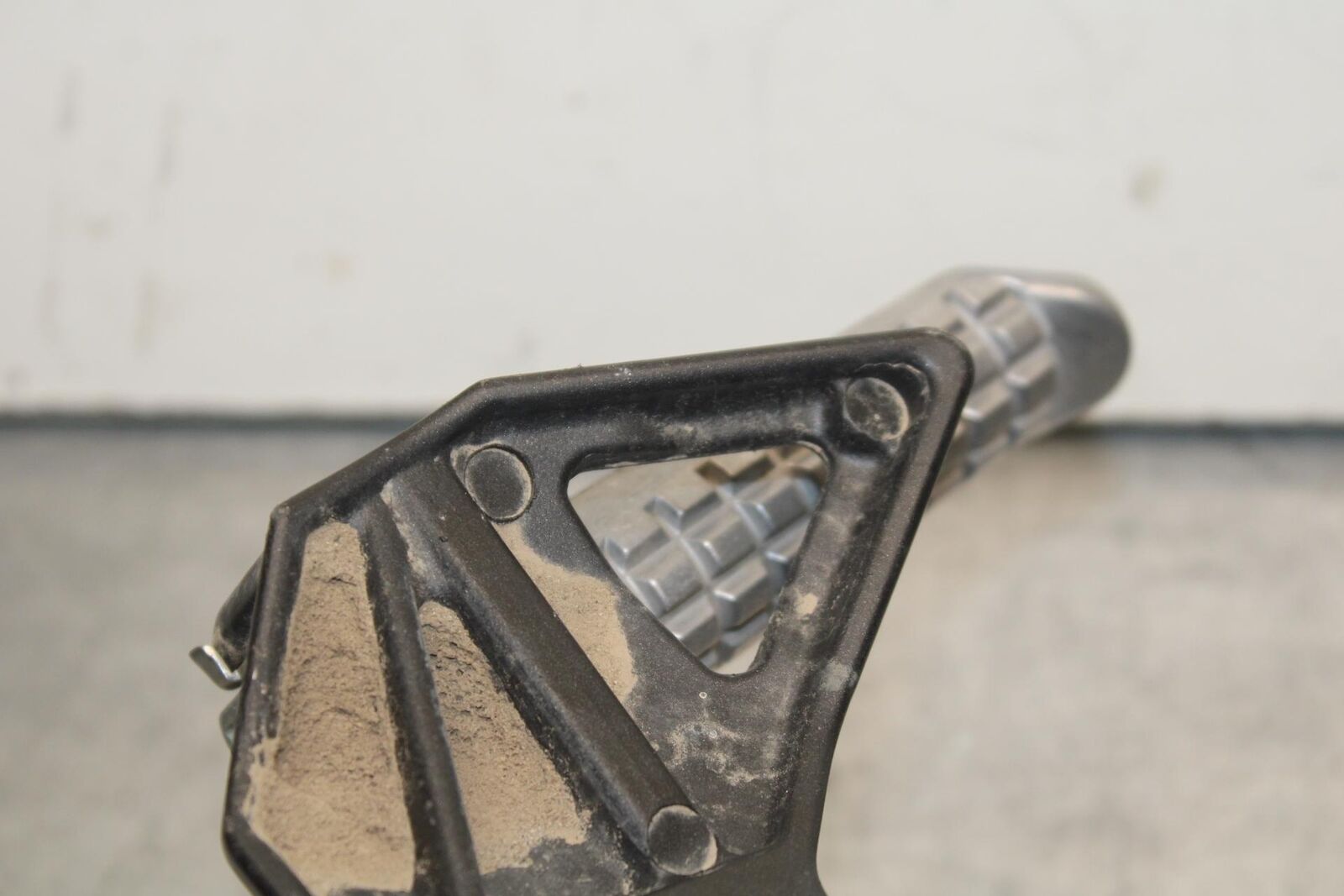 2009 Kawasaki Ninja 250R EX250J LEFT REAR FOOT REST PEG STEP BB87