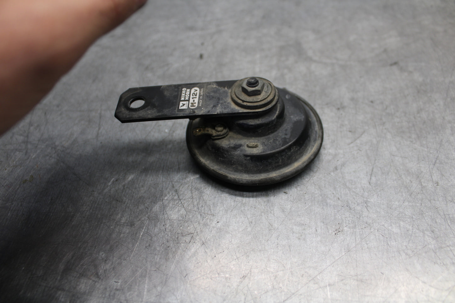 07-08 TRIUMPH DAYTONA 675 HORN SIGNAL T2500113 BB685