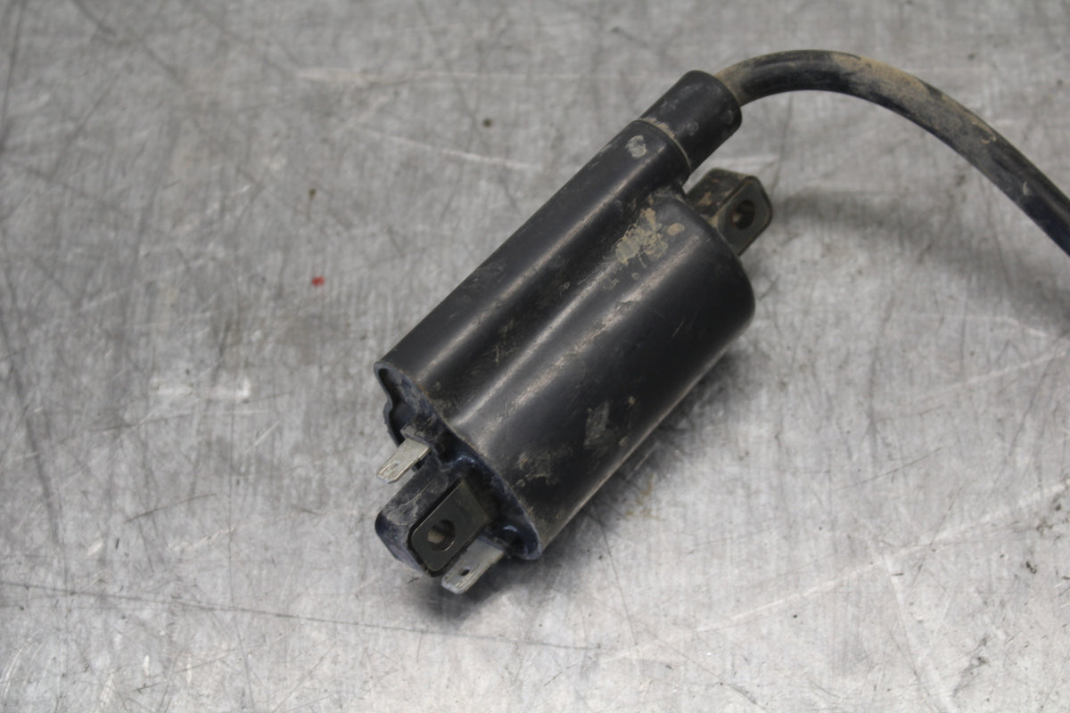 08-18 KAWASAKI KLR650 IGNITION COIL SPARK PLUG CAP  BB707
