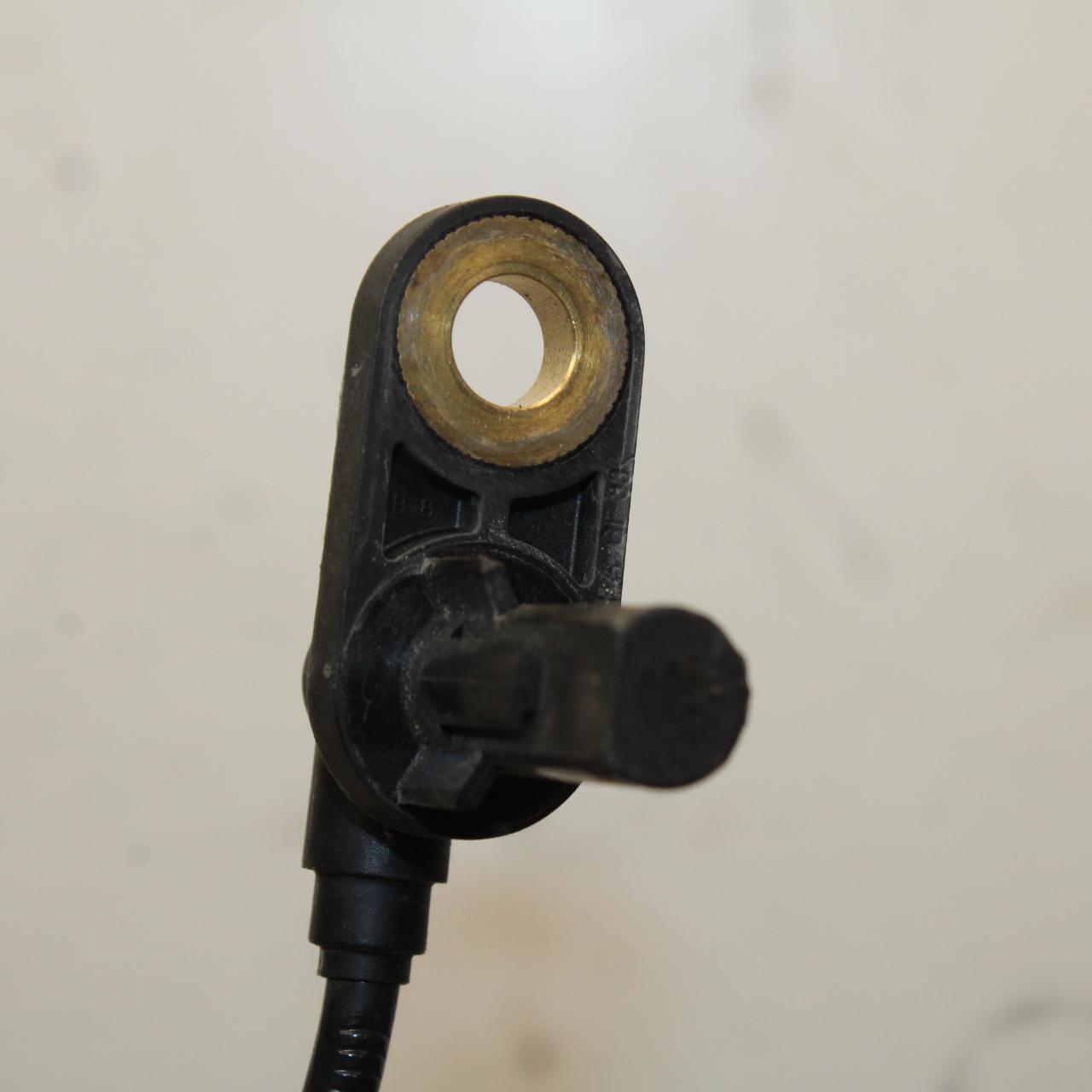 21 KAWASAKI NINJA ZX6R REAR ABS BRAKE SENSOR BB647