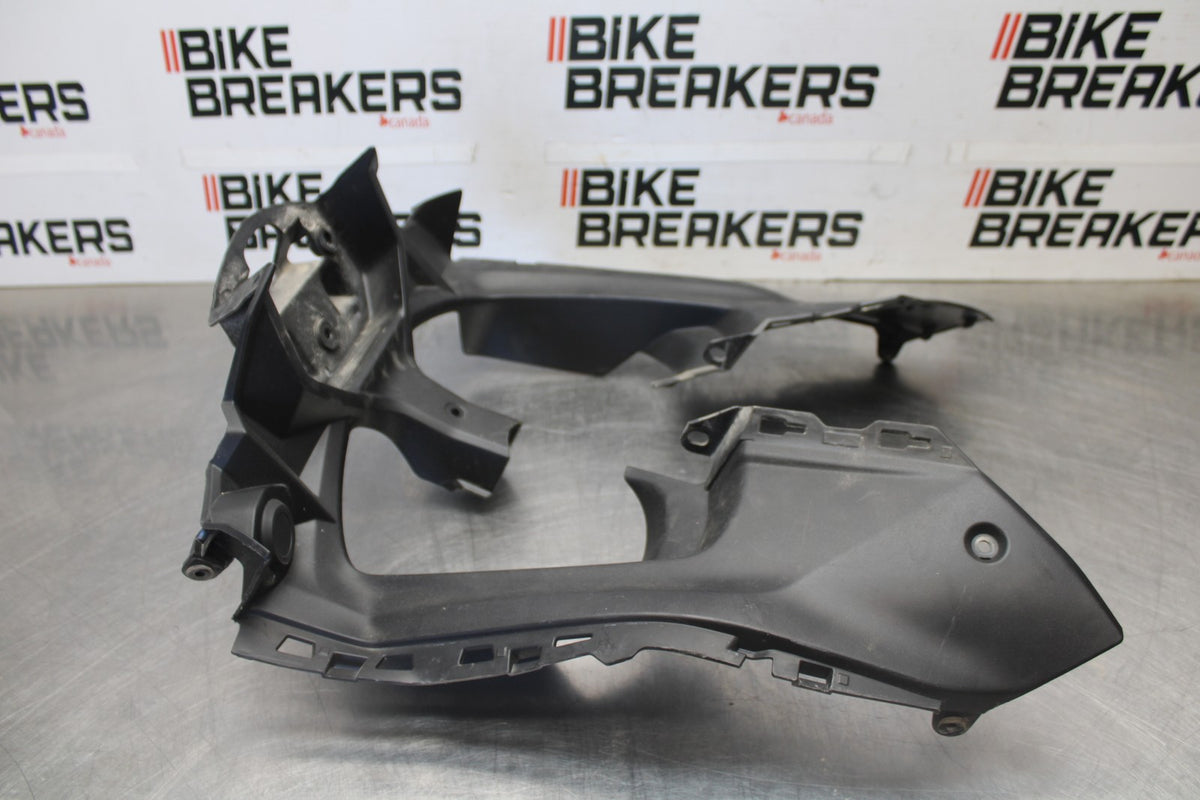 23 KAWASAKI NINJA 650 EX650 FRONT CENTER COWL FAIRING BB920