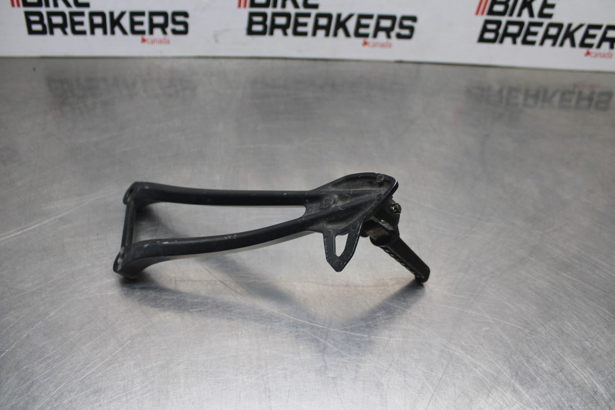 13-18 KAWASAKI NINJA ZX6R REAR BACK PASSENGER PEG SET PAIR BB735
