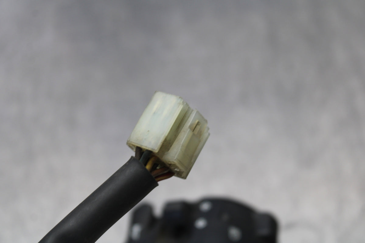 07-08 YAMAHA YZF R1 LEFT CLIP ON HANDLE HORN SIGNALS SWITCH SWITCHES BB160