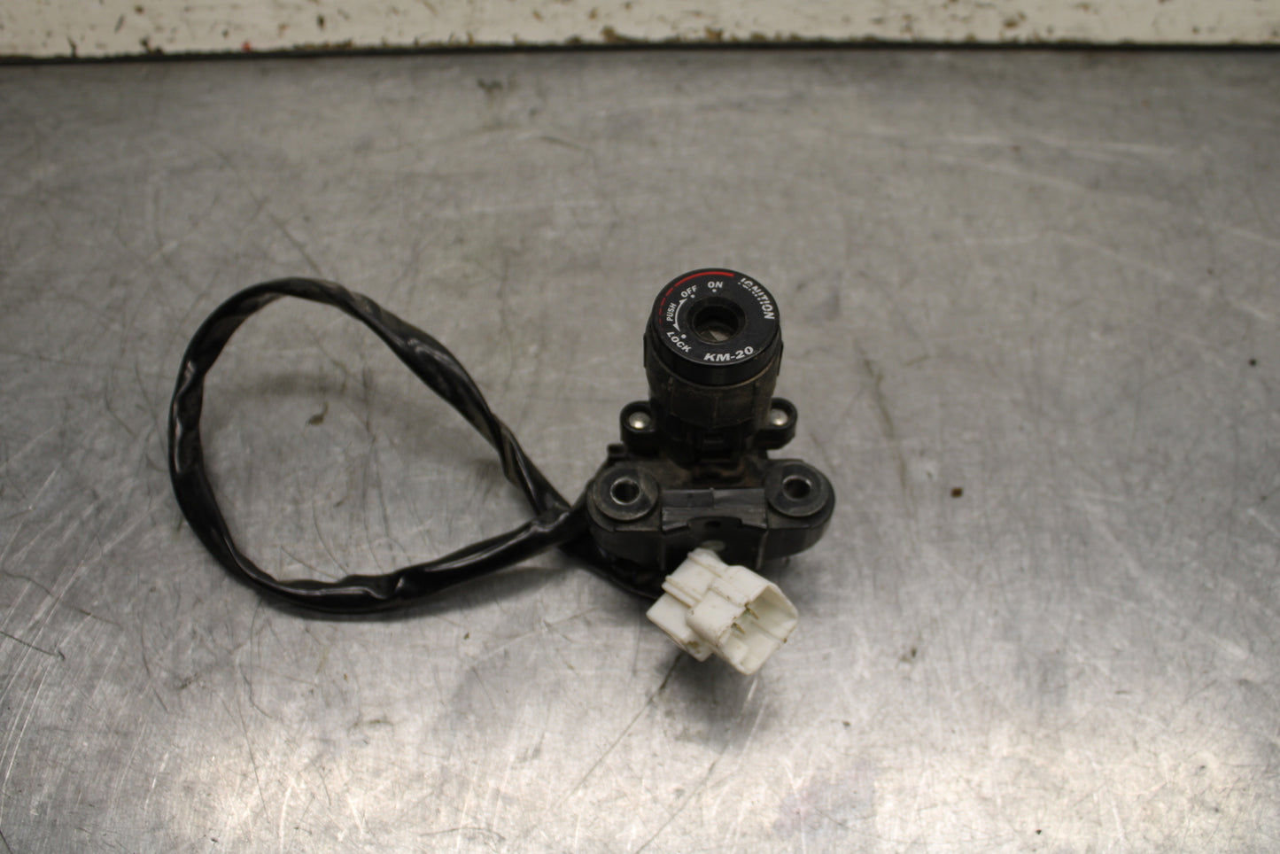 23 KAWASAKI NINJA ZX6R 636 IGNITION LOCK NO KEY BB609