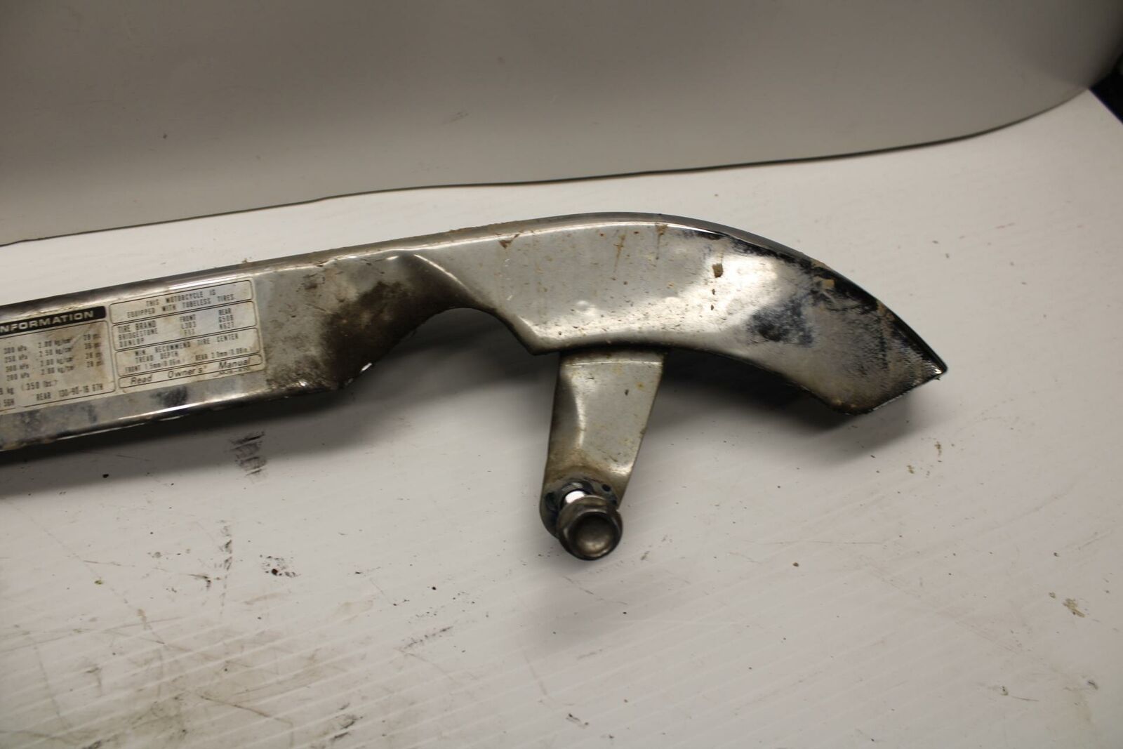 84-85 HONDA V30 MAGNA MAIN DRIVE CHAIN GUARD BB251