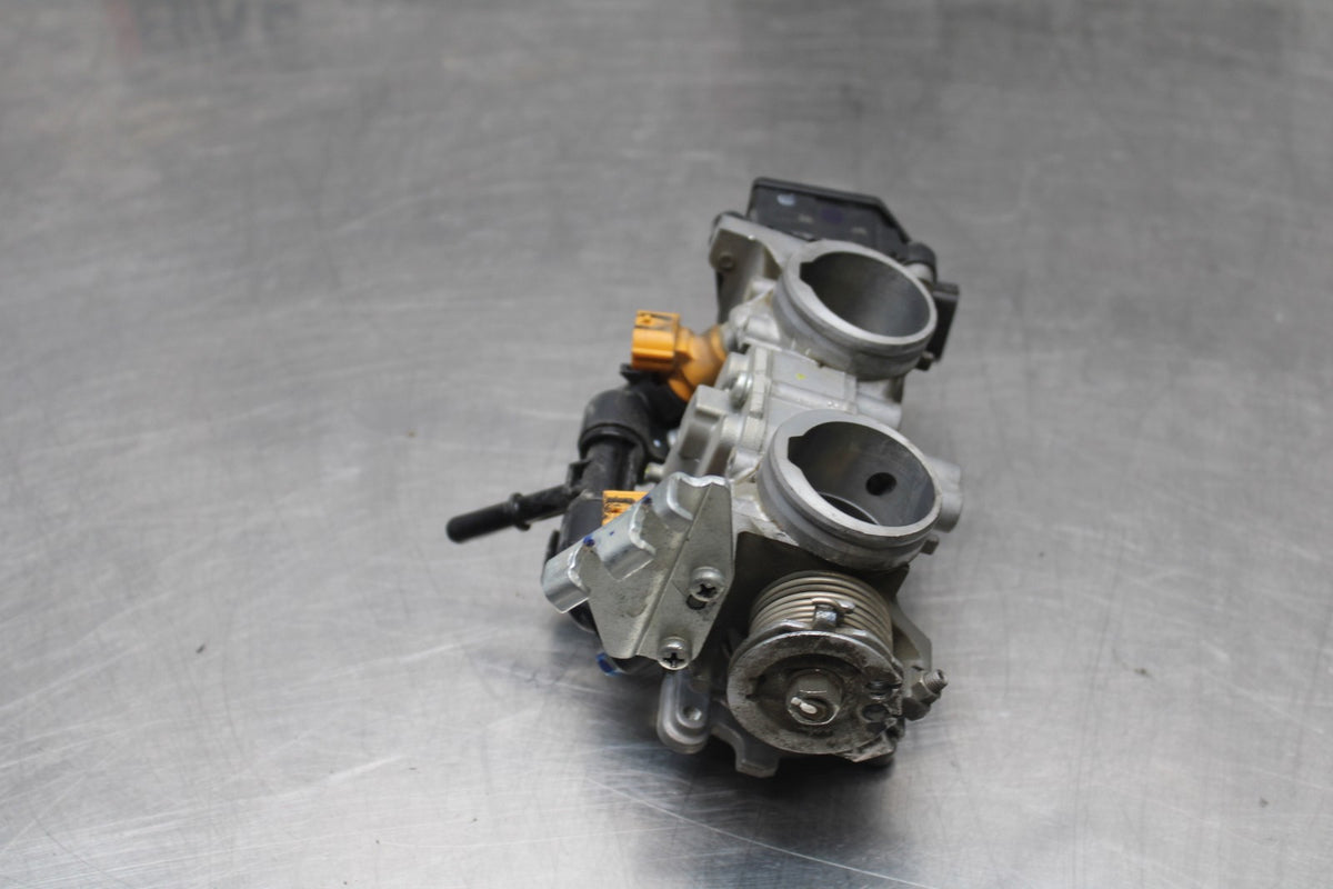 18 HONDA CB500F MAIN FUEL INJECTORS / THROTTLE BODIES BB861