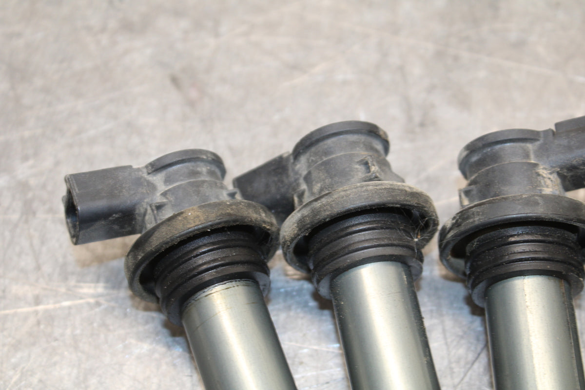 08-10 SUZUKI GSXR 600 IGNITION COILS COIL SPARK PLUG CAPS  BB721