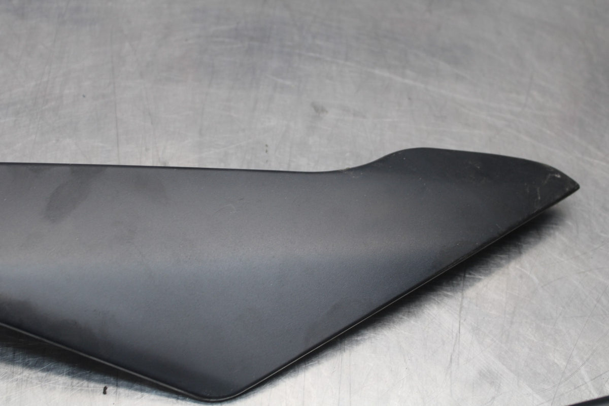 04-05 SUZUKI GSXR600 RIGHT LEFT GAS FUEL TANK PANELS COVERS TRIM SET COWLS BB792
