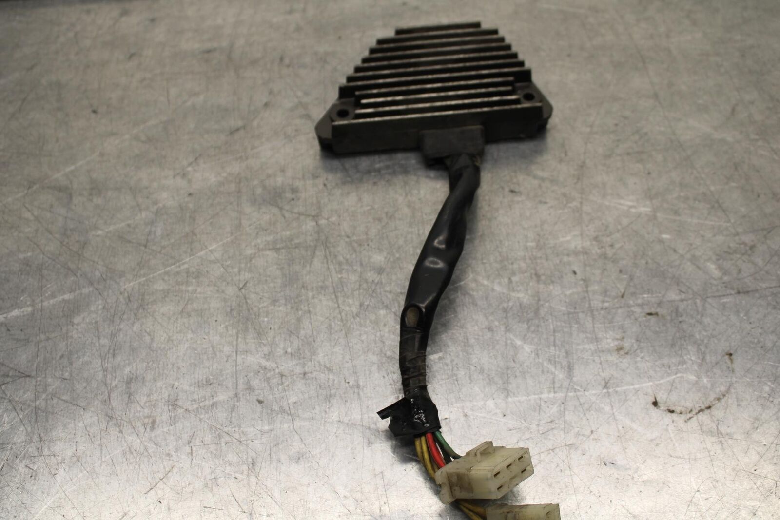 1985 Honda Shadow 500 VT500C RECTIFIER VOLTAGE REGULATOR 31600-MF5-018 BB615