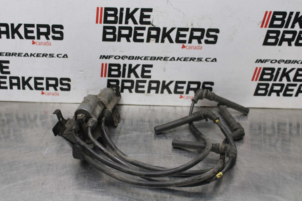 98 KAWASAKI NINJA ZX6 IGNITION COILS COIL SPARK PLUG CAPS BB870