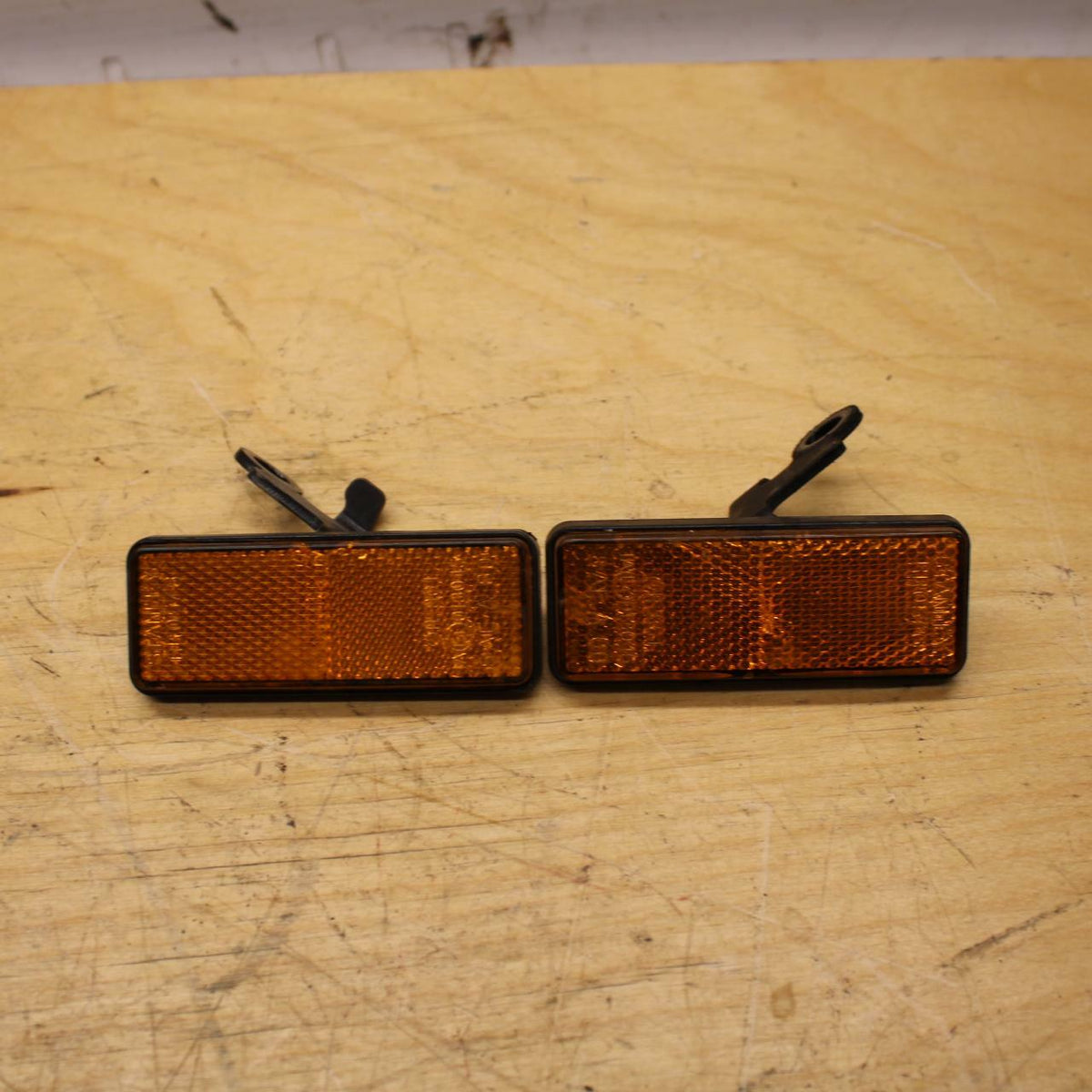 14-17 YAMAHA FZ09 FRONT REFLECTORS REFLECTOR SET PAIR BB321