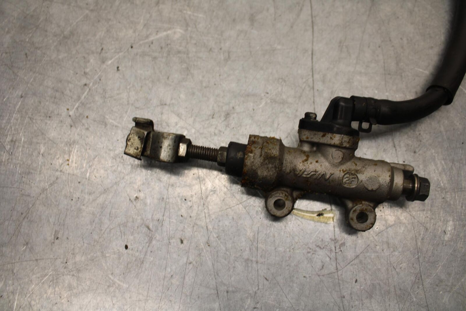 1992 Honda CBR900RR REAR BACK BRAKE MASTER CYLINDER W RESERVOIR BB63