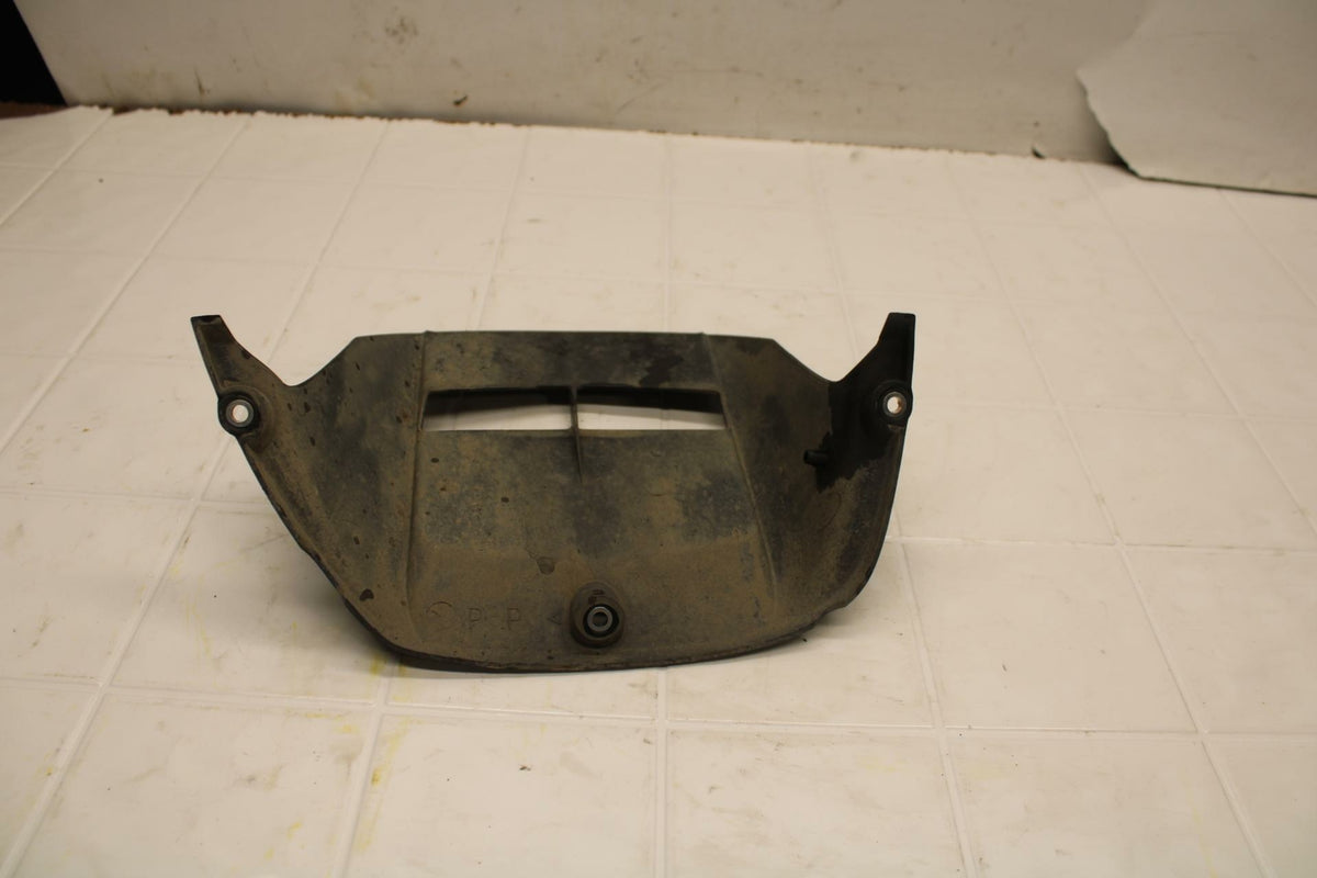 08-16 YAMAHA YZF R6 REAR BACK WHEEL TIRE HUGGER FENDER BB406