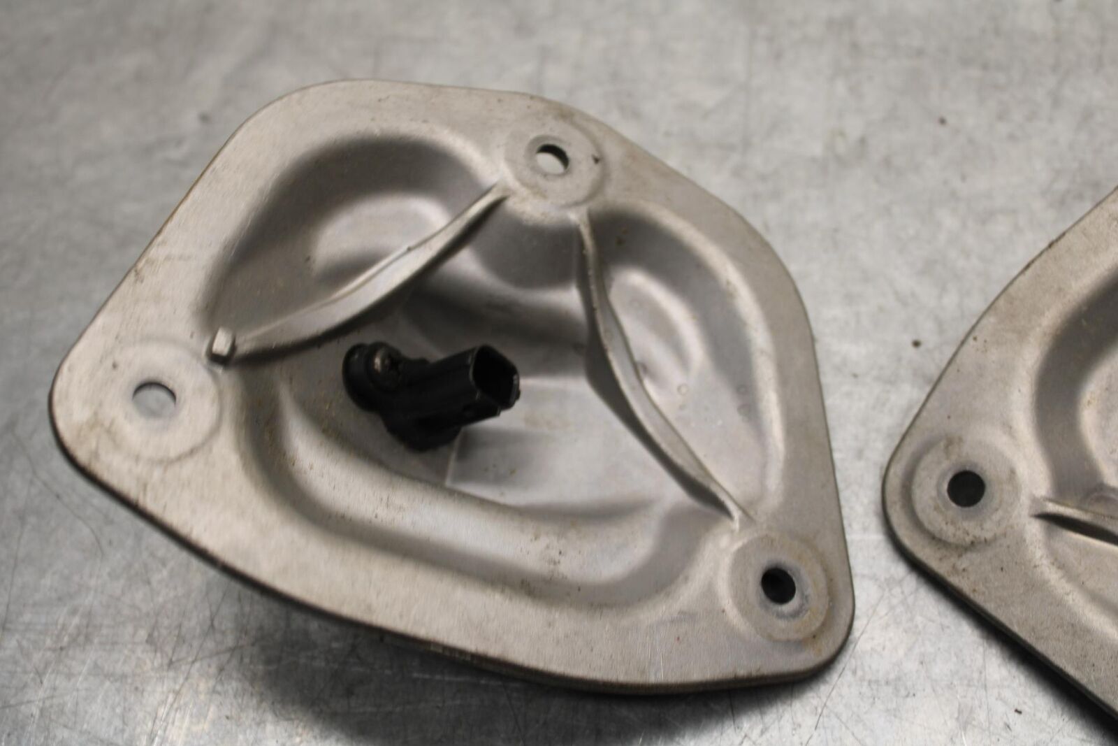 2012 Kawasaki Ninja ZX14R ZX1400E AIRBOX AIR INTAKE FILTER COVER BB60