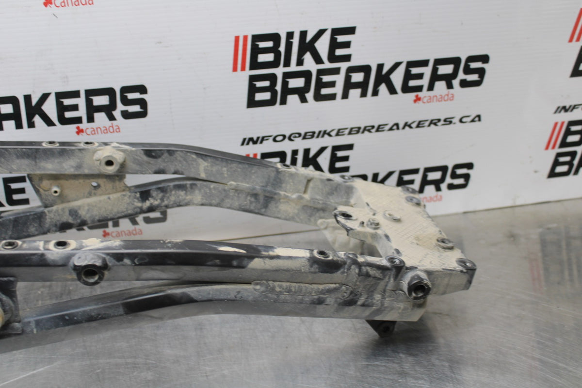 18 YAMAHA SUPER TENERE REAR SUBFRAME BACK SUB FRAME BB832
