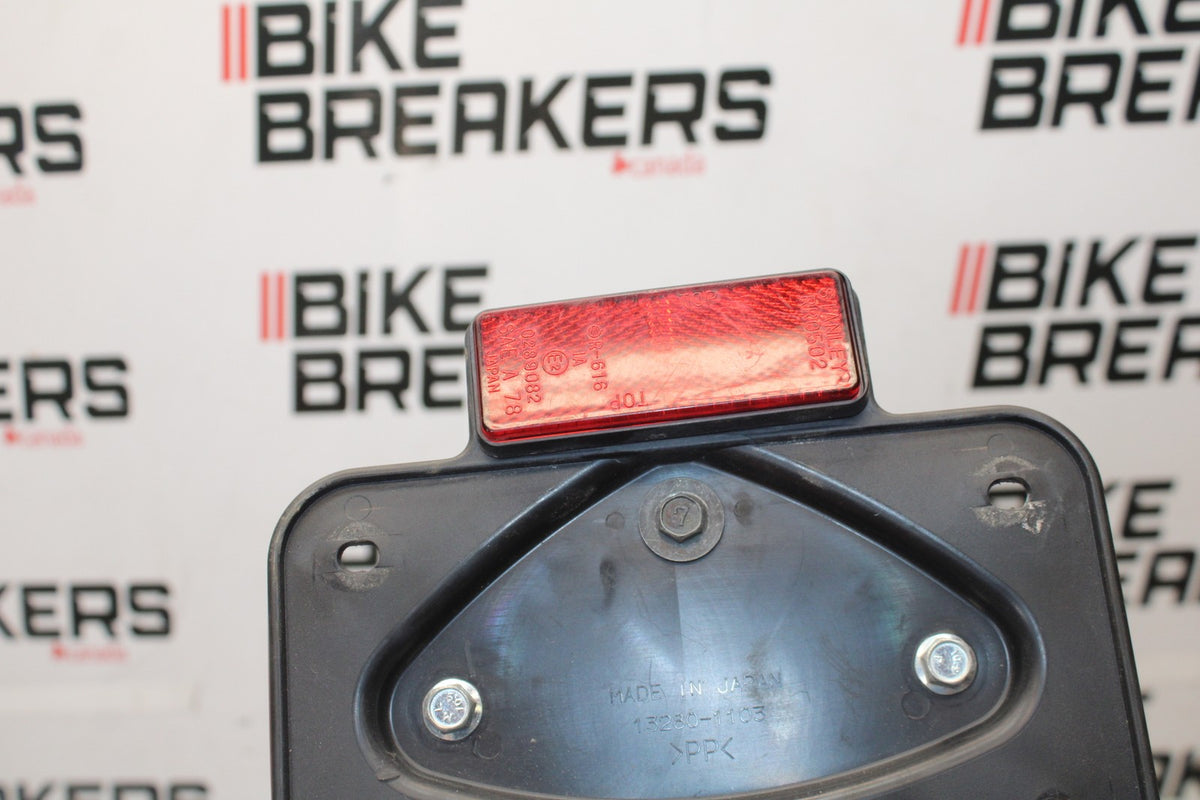 08 KAWASAKI VULCAN 1600 VN1600D NOMAD LICENSE PLATE HOLDER MOUNT BRACKET BB904