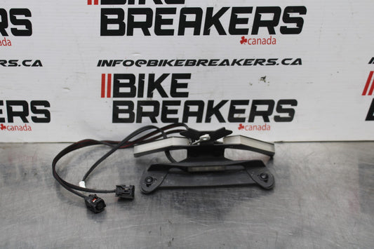 18 YAMAHA YZF R1 FENDER ELIMINATOR LICENSE PLATE BRACKET BB838