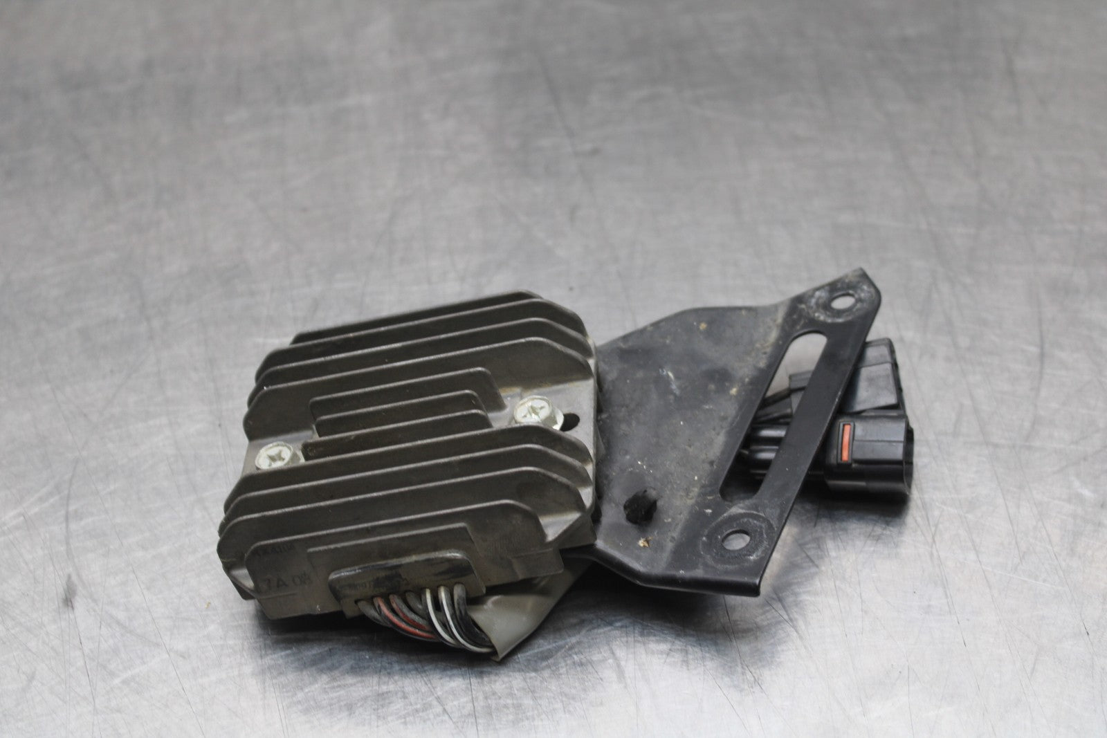 07 SUZUKI GSXR1000 RECTIFIER VOLTAGE REGULATOR BB770