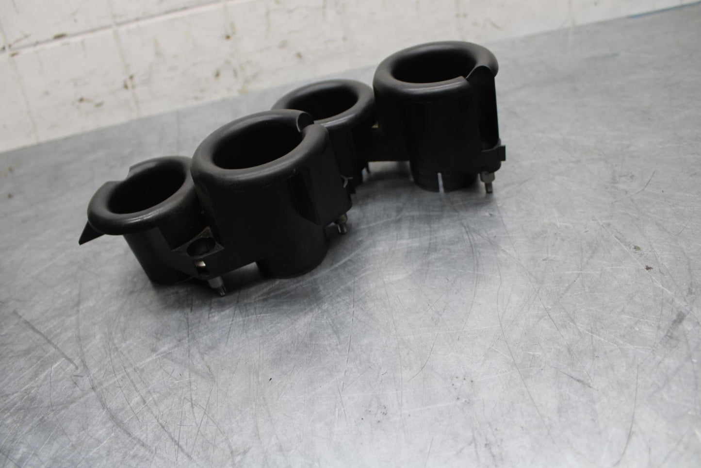 05-06 HONDA CBR600RR  INTAKE VELOCITY STACKS 17225-MEE-000 17226-MEE-000 BB479