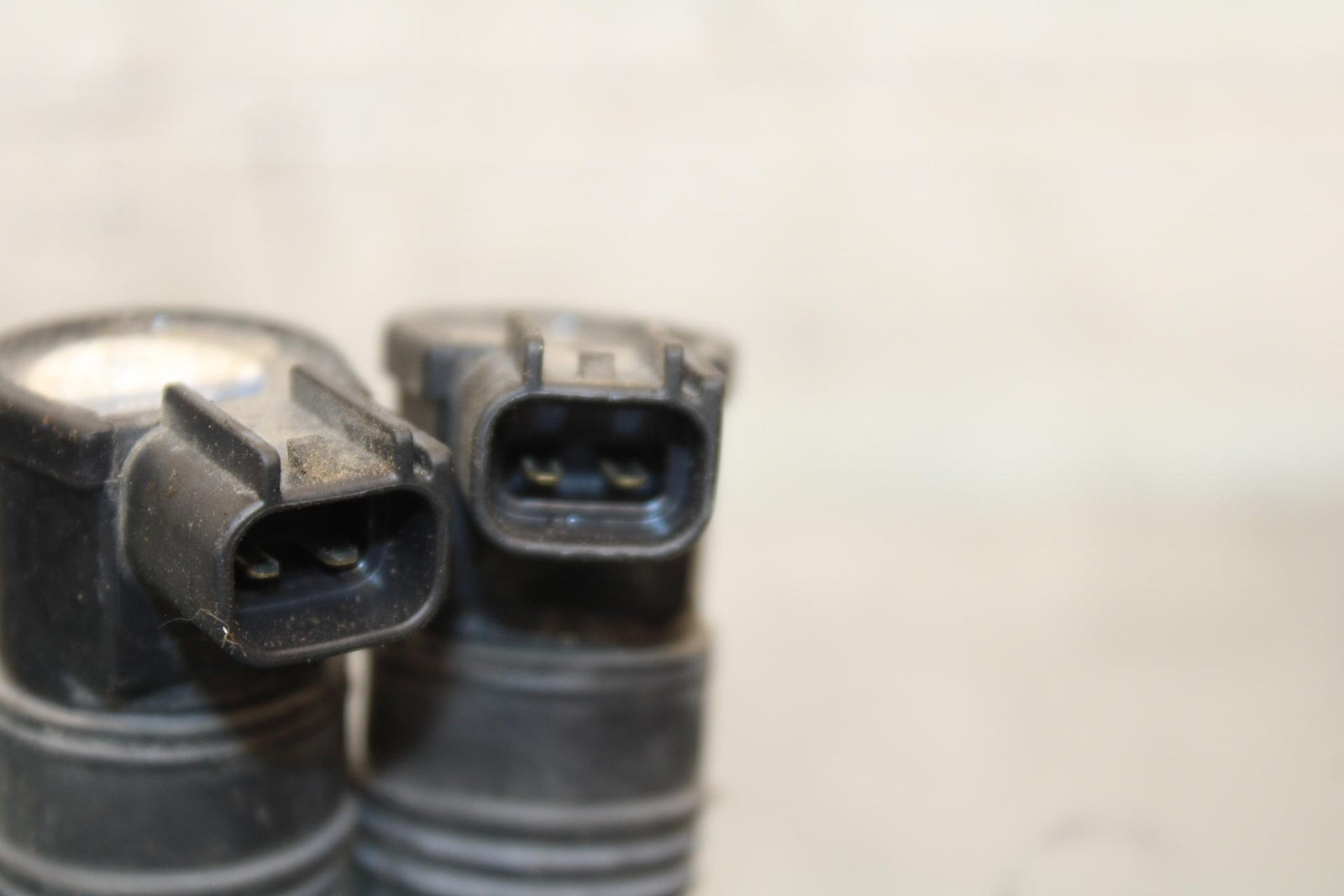 2014 Kawasaki Ninja 650 EX650E IGNITION COILS SPARK PLUG CAPS 21171-0028 BB569