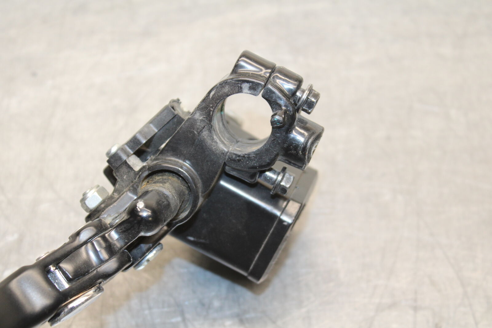 17-24 KTM 390 DUKE FRONT BRAKE MASTER CYLINDER w/ LEVER BB734