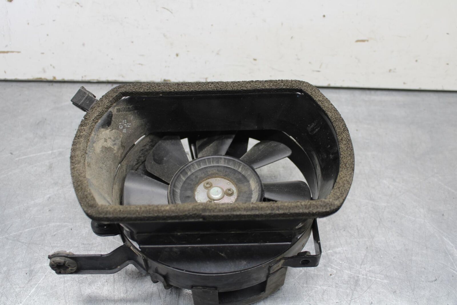 2013 Suzuki Boulevard C50T ENGINE RADIATOR COOLING FAN BB625