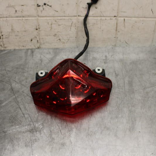 15-17 KAWASAKI EX 650 NINJA EX650 ABS REAR TAIL TAILLIGHT BACK BRAKE LIGHT BB494