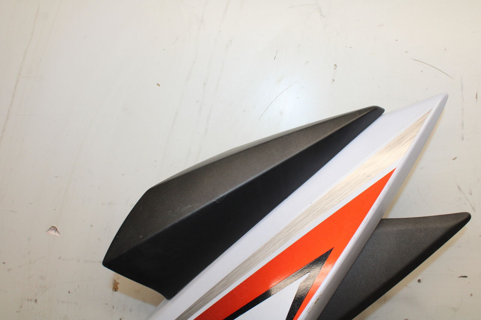 12-13 KAWASAKI Z1000 LEFT FRONT UPPER MID SIDE FAIRING COWL PLASTIC BB743