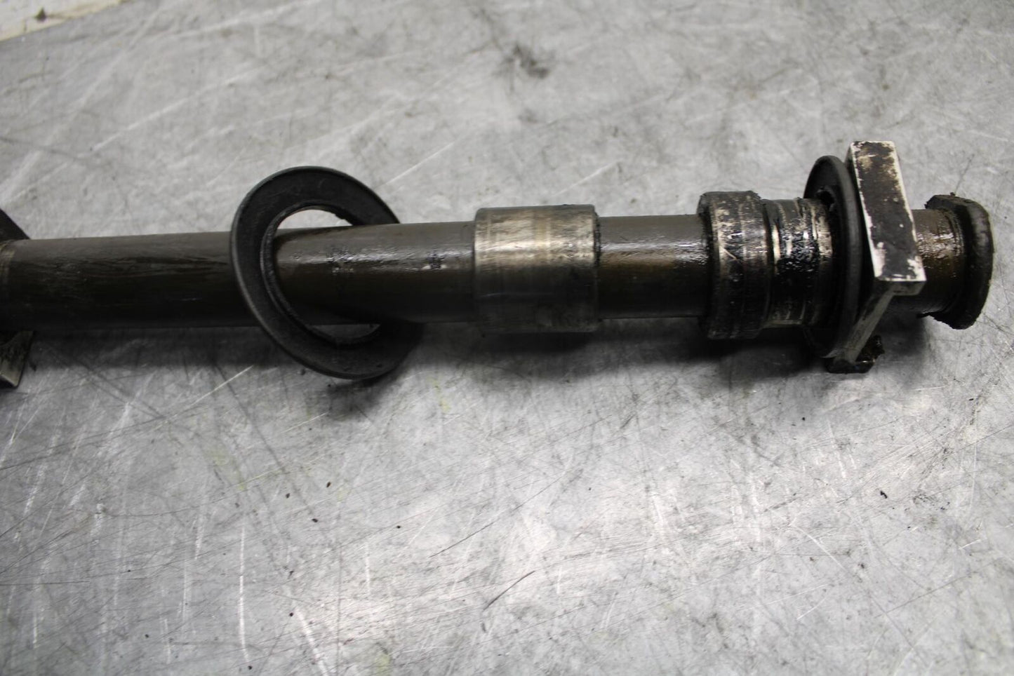 1999 Yamaha YZF R1 REAR AXLE BACK WHEEL RIM PIVOT BOLT AXEL 4XV-25381-00-00 BB50