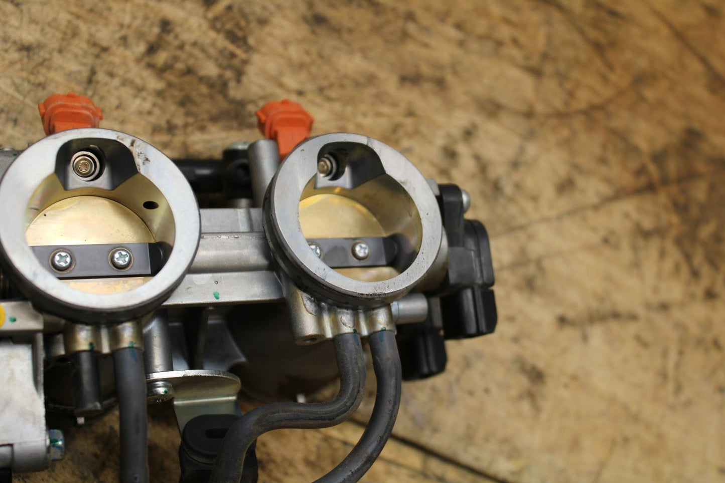 13-18 KAWASAKI NINJA ZX6R MAIN FUEL INJECTORS / THROTTLE BODIES BB349