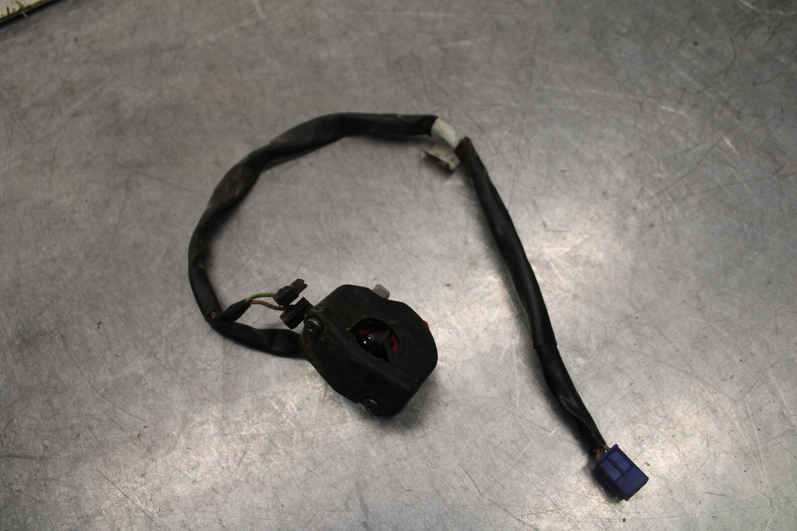 07-08 YAMAHA YZF R1 RIGHT CLIP ON HANDLE KILL OFF START SWITCH SWITCHES BB724