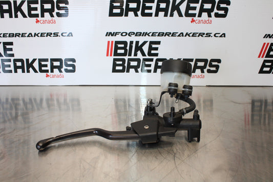 06-12 BMW F800ST FRONT BRAKE MASTER CYLINDER w/ LEVER BB144