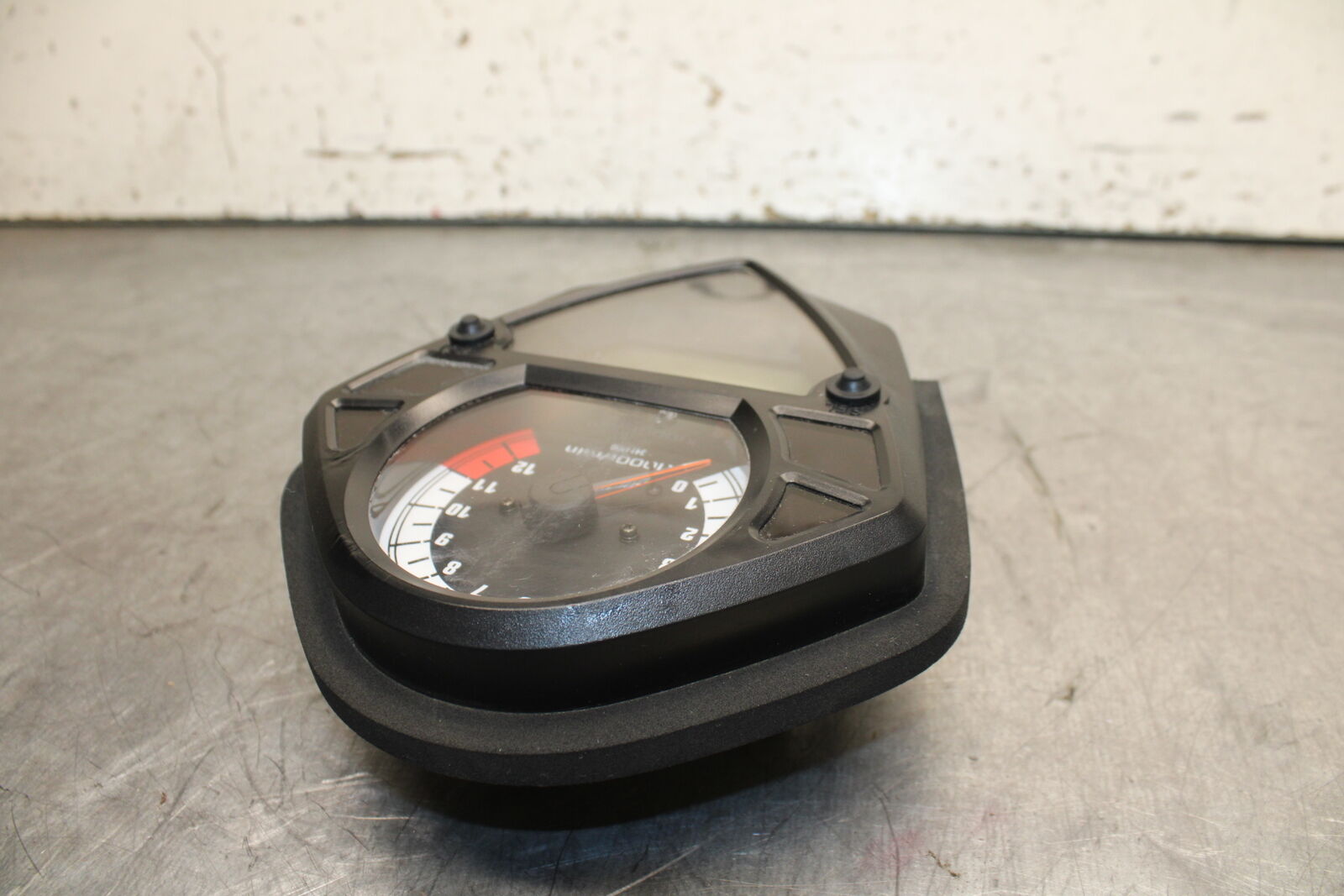 03-06 SUZUKI SV650 SPEEDO TACH GAUGES CLUSTER SPEEDOMETER TACHOMETER BB392