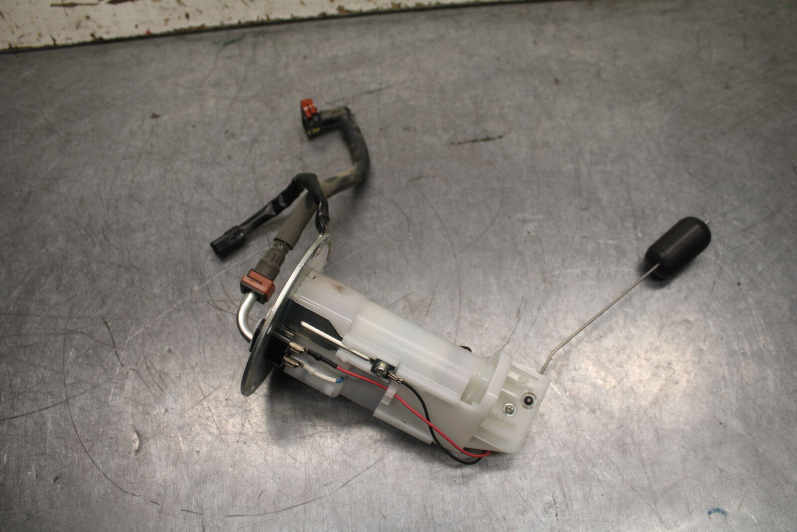 18-23 KAWASAKI NINJA 400 EX400 ABS FUEL PUMP GAS PETROL SENDER UNIT BB747