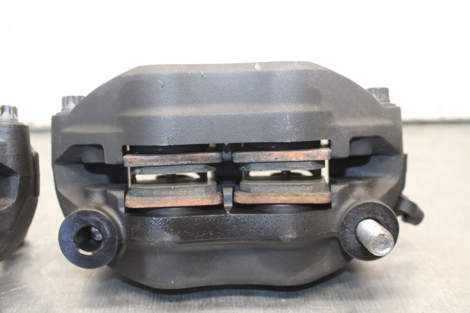 09-12 KAWASAKI NINJA ZX6R RIGHT LEFT FRONT BRAKE CALIPER SET PAIR CALIPERS BB698