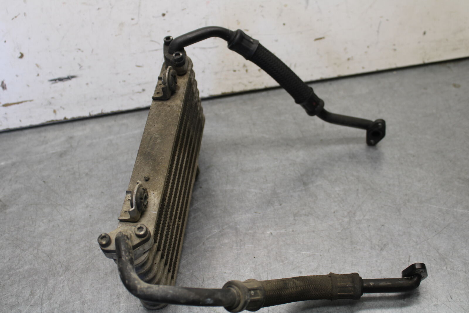 05-06 SUZUKI GSXR1000 ENGINE MOTOR OIL COOLER BB663