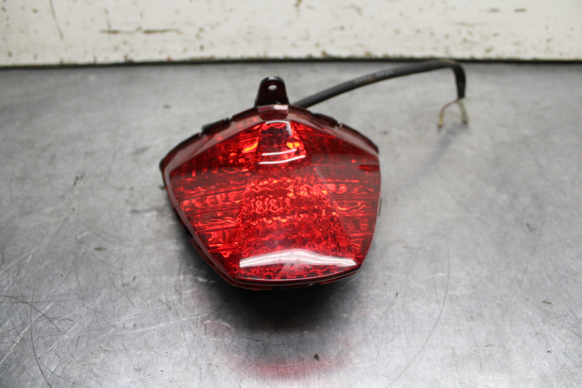 15-16 HONDA CB300F REAR TAIL TAILLIGHT BACK BRAKE LIGHT BB740