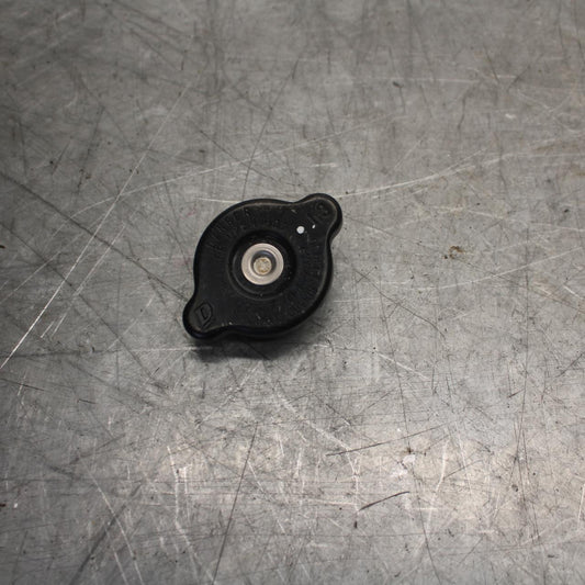 19-20 KAWASAKI NINJA ZX6R RADIATOR CAP BB517