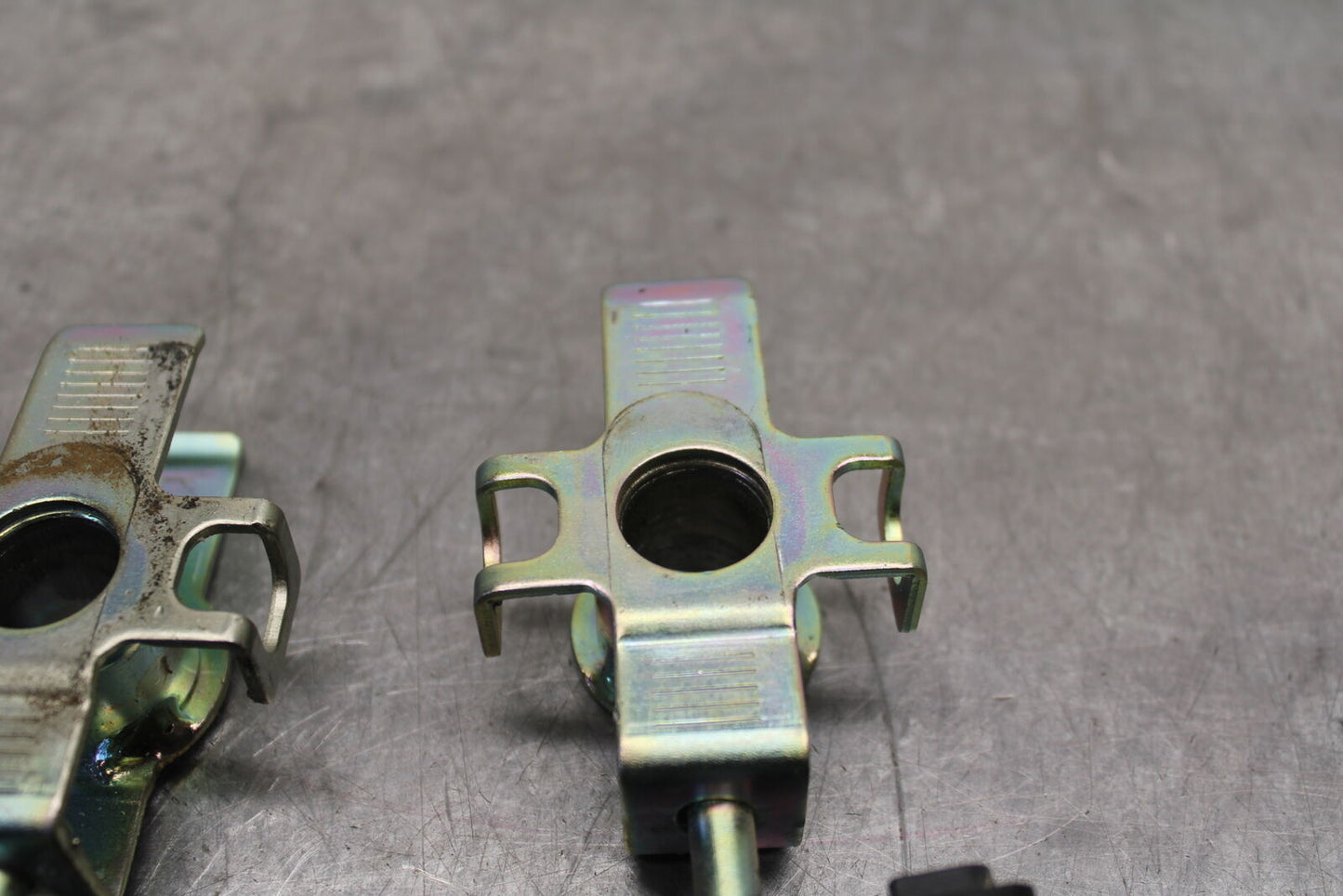 19-24 YAMAHA R3 SWINGARM CHAIN TENSIONER ADJUSTMENT BRACKETS  BB736