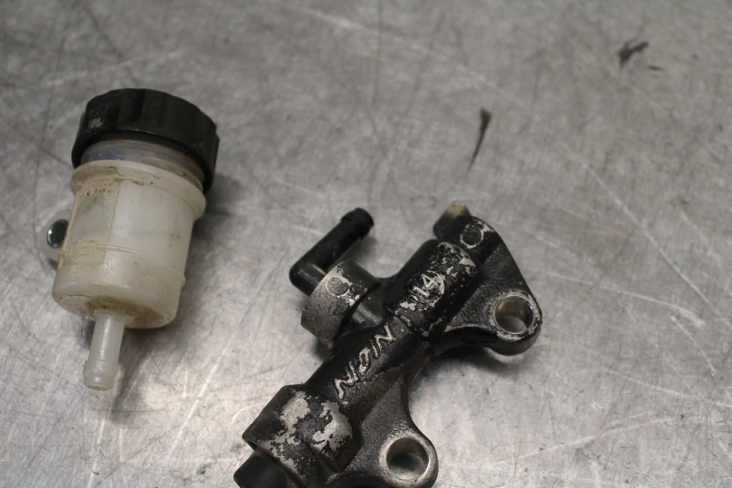 08-18 KAWASAKI KLR650 REAR BACK BRAKE MASTER CYLINDER W RESERVOIR BB707