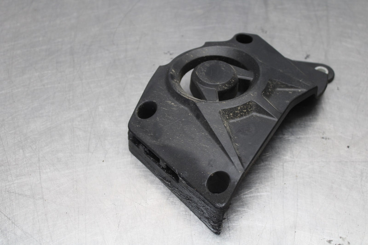 17-20 BMW S1000R ENGINE SPROCKET COVER BB909