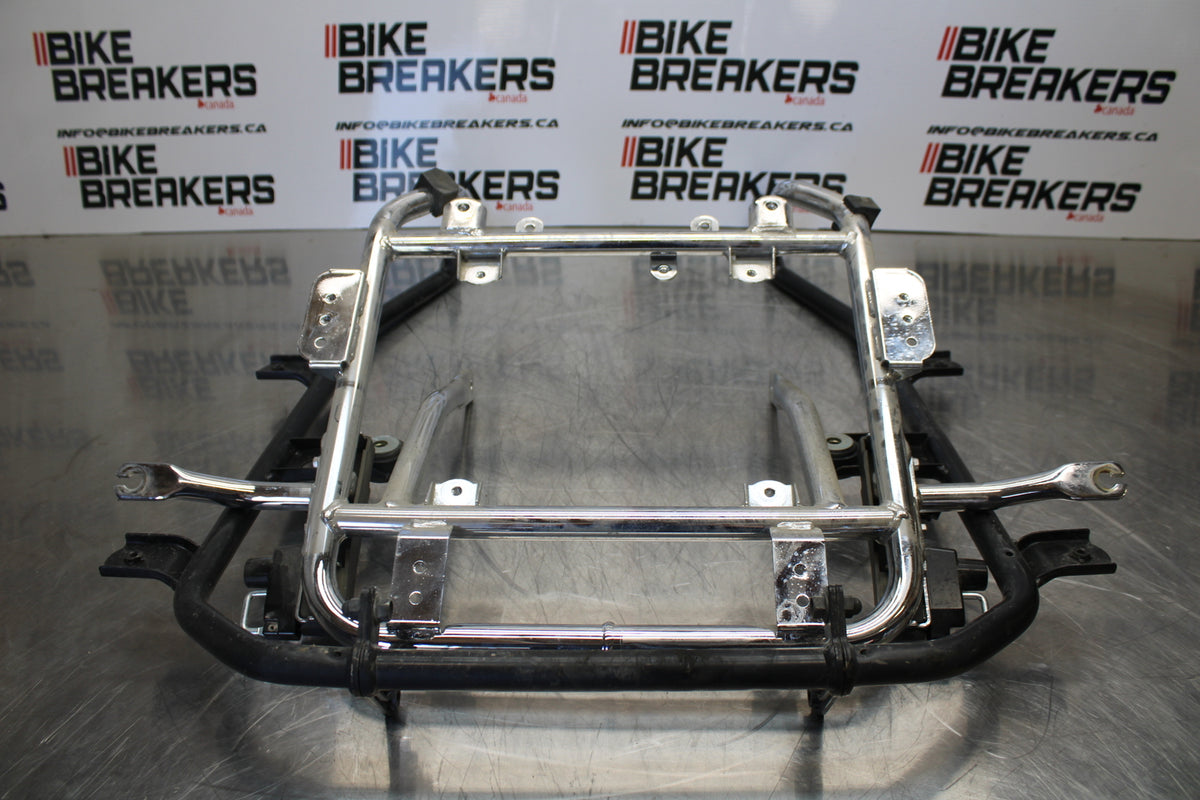 09 YAMAHA ROYAL STAR XVZ1300TF VENTURE SADDLEBAG SUB FRAME STAY MOUNTS BB151