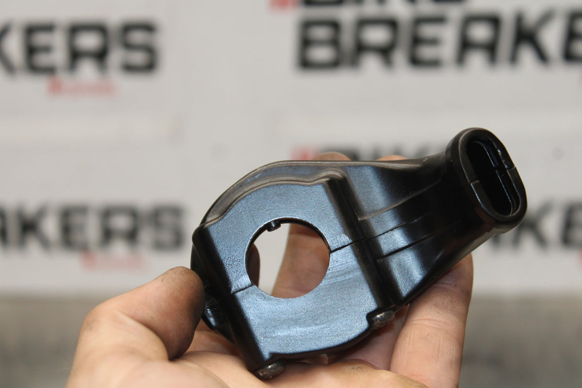 08 KAWASAKI NINJA ZX10R THROTTLE CABLE LINE HOUSING GUIDE BB902