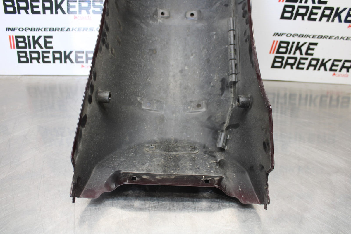 09 YAMAHA V STAR 950 REAR BACK WHEEL FENDER MUD GUARD BB172