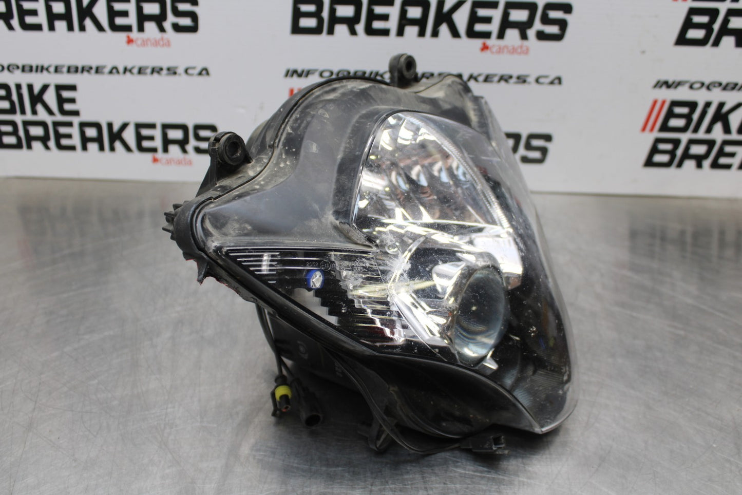06-07 SUZUKI GSXR 600 FRONT HEADLIGHT HEAD LIGHT LAMP BB178